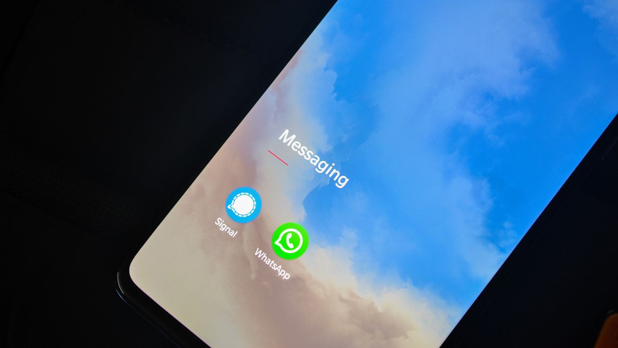 Smartphone showing a customer messaging conversation