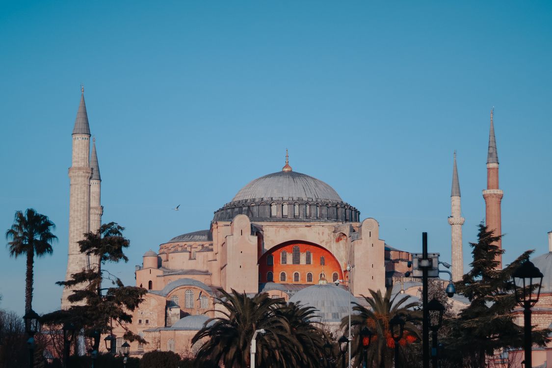 مسجد آيا صوفيا الكبير في إسطنبول تركيا