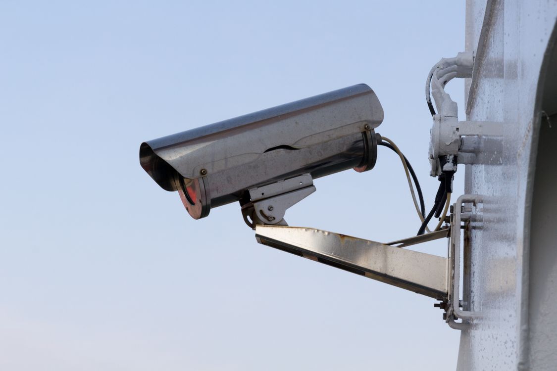 Sistema de múltiples cámaras de vigilancia instaladas en exterior